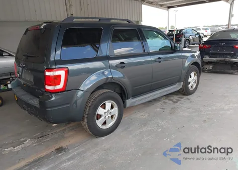 2009 Ford Escape Xlt из США, поврежденный, VIN 1FMCU03G59KC65911
